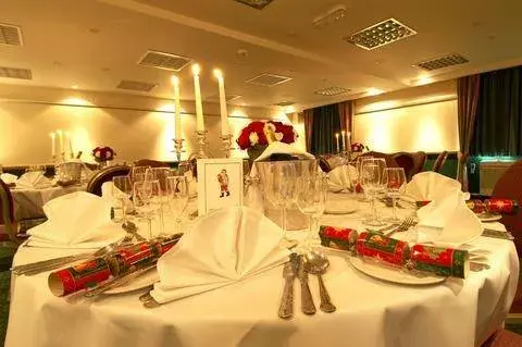 New Year's Eve 2024 at DoubleTree by Hilton Hotel Bristol North